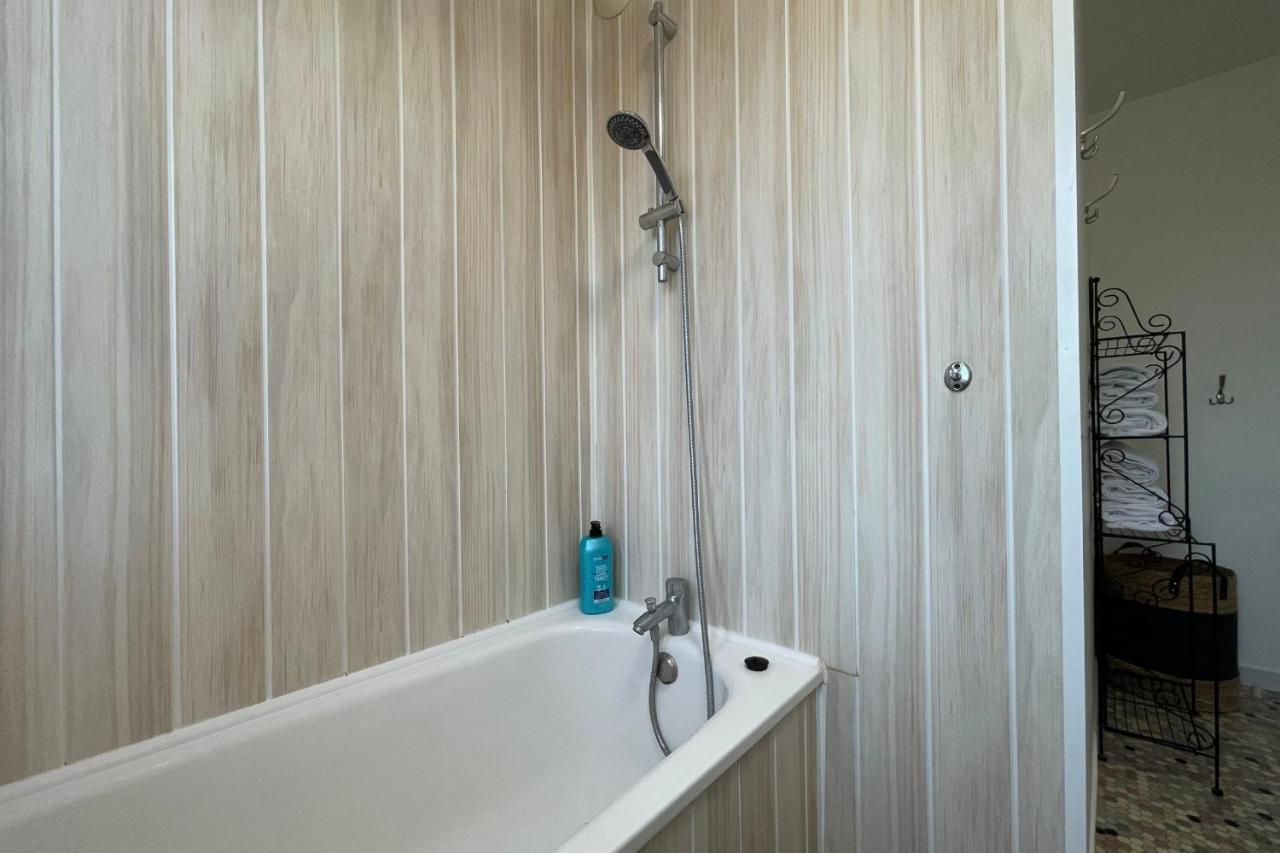 Apartment "Le Briand" Charming Base For Your Sightseeing In Touraine Noizay المظهر الخارجي الصورة